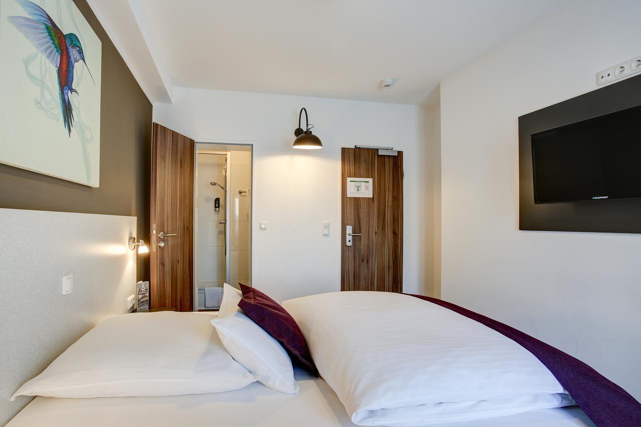 Hotel West Hamburg Bagian luar foto