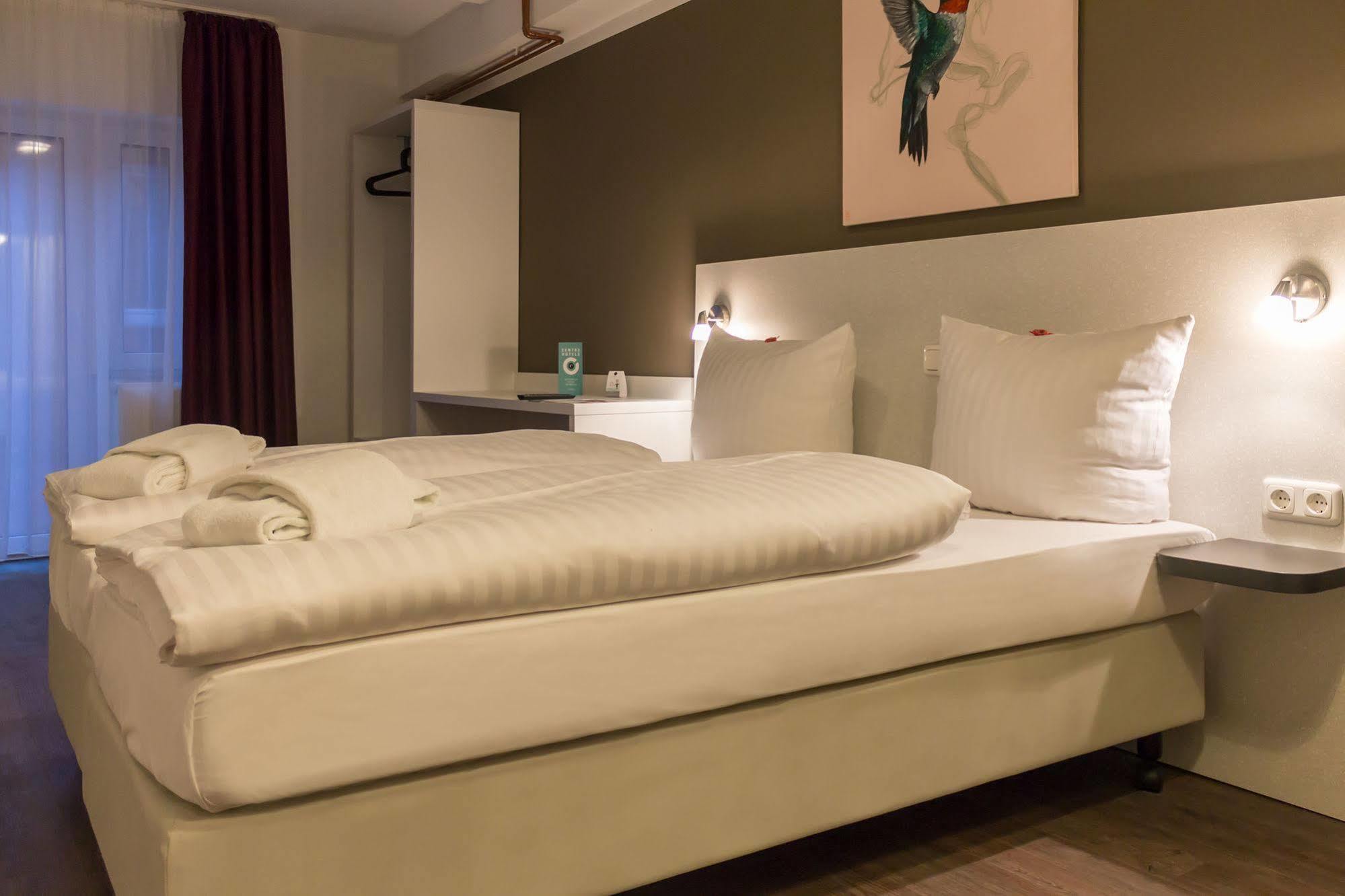 Hotel West Hamburg Bagian luar foto