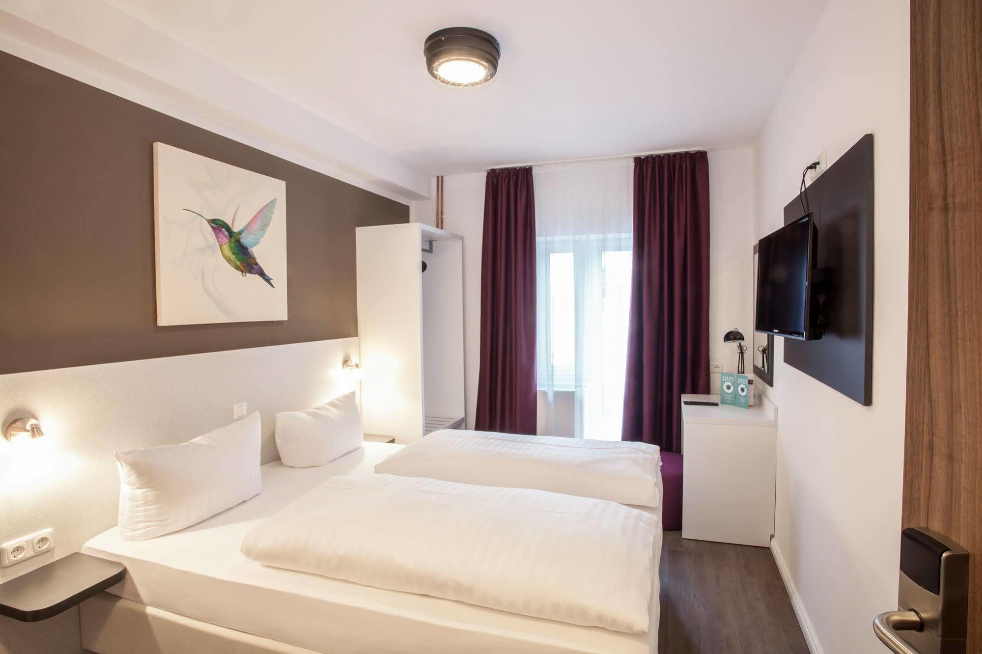 Hotel West Hamburg Bagian luar foto