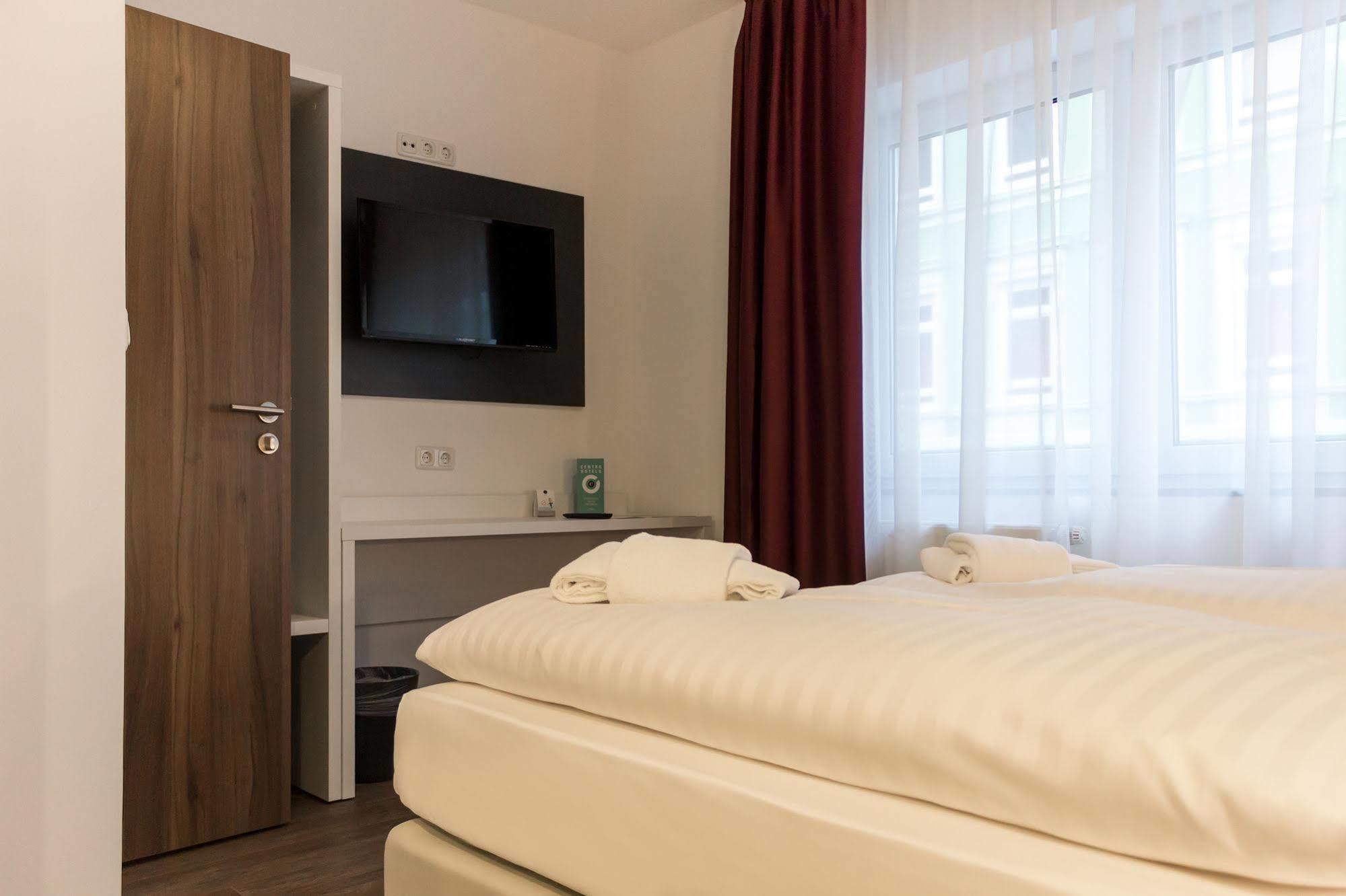 Hotel West Hamburg Bagian luar foto