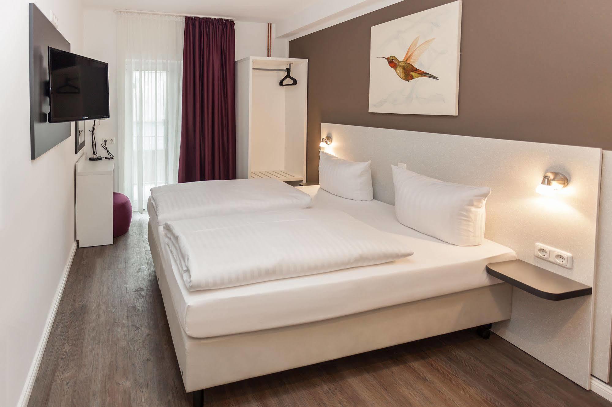 Hotel West Hamburg Bagian luar foto